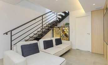 Imagem 4: IMPECÁVEL! SOBRADO MOBILIADO com acabamentos nobres, no bairro Boa Vista - Curitiba/PR Ref