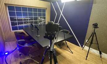 Imagem 6: Estúdio completo para podcast