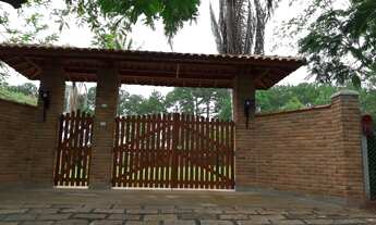 Imagem 6: Chácara de Luxo em Condomínio: 3 Quartos, 1 Suíte, 2 Salas, 2 Banheiros, 3 Vagas de Garage