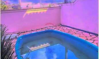 Imagem: Sobrado com piscina no Jd. Do Lago