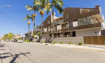 Imagem 2: Cobertura Duplex com 03 dormitórios sendo 01 suíte e 01 vaga de garagem em Caiobá