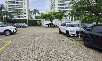 Imagem 3: Imóvel para aluguel e venda possui 74 metros quadrados com 2 quartos, sendo um suite