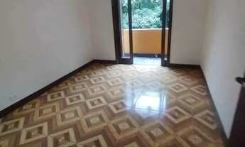 Imagem 7: Casa assobradada para alugar. Casa muito espaçosa, com 5 dormitórios (1 suíte), 6 banheiro