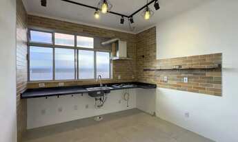 Imagem 7: Apartamento reformado de 67m², 2 dormitórios com peças amplas na Praia de Belas