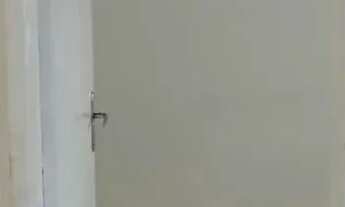 Imagem 3: Alugo no Conjunto Santa Madalena Apto 101, Bloco 33, apto 2 quartos todo reformado, andar