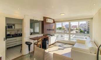 Imagem 2: Apartamento 2 dormitórios, 1suíte, 2 vagas, no Jardim Botânico, Porto Alegre