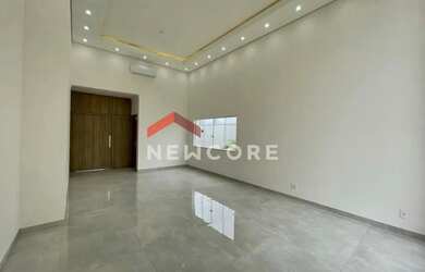 Imagem: Casa de condomínio em Avenida Adélia José