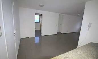 Imagem 6: Ed. Preamar! Excelente apartamento com 3 quartos sendo 1 suíte, wc social, armários, 1 vag