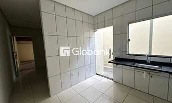 Imagem 2: Casa para aluguel em Montes Claros MG, 02 Quarto(s), 01 Vaga