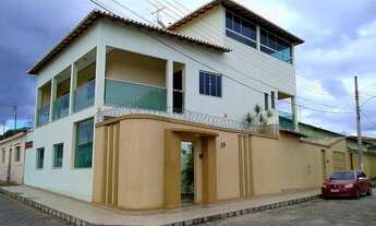 Imagem 2: Casa para venda possui 350 metros quadrados com 5 quartos em Centro - Salinas - MG