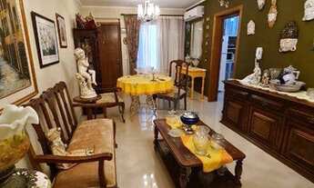 Imagem 3: Apartamento de 02 dormitórios com 01 suíte, e pátio com churrasqueira e 01 box garagem co