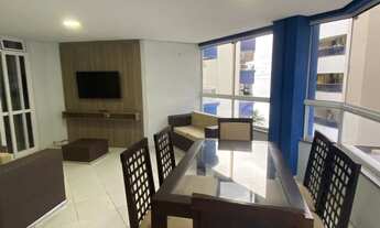 Imagem 4: Apartamento com vista lateral para a praia