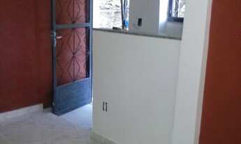 Imagem 3: Casa para aluguel possui 30 metros quadrados com 1 quarto em Inhoaíba - Rio de Janeiro - R