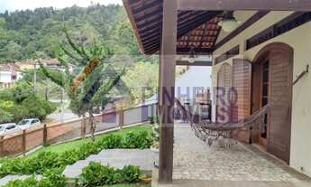 Imagem 2: Casa para Venda em Teresópolis, Taumaturgo, 4 dormitórios, 1 suíte, 3 banheiros, 3 vagas