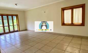 Imagem 2: Casa c 4 suítes c closet, 774m2, terraços, lareira, piscina, várias salas estar, 6 vagas