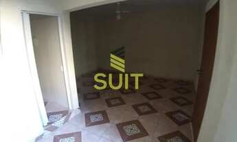 Imagem 3: Casa 2 Dorm, Sala e Cozinha Ampla, lavanderia com Sol da Manhã com Beraldo em Baruer