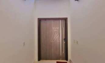 Imagem 3: Linda Casa com 4 Dormitórios, Área Gourmet, Garagem para 7 Carros