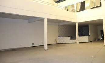 Imagem 6: Prédio Comercial para aluguel tem 1260 m² com 14 salas no Bairro Martins em Uberlândia - M