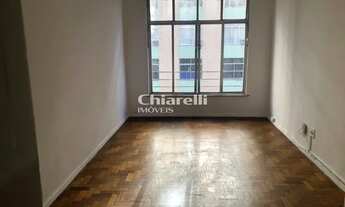 Imagem 7: Oportunidade na Presidente Backer! Apartamento com sala e 2 dormitórios na 1ª quadra da Pr