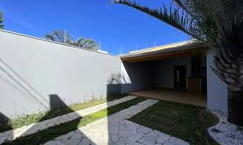 Imagem 2: Casa para venda tem 100 metros quadrados com 3 quartos em Parque Universitário - Franca