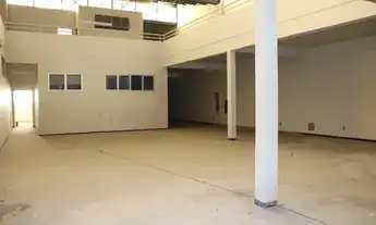 Imagem 7: Prédio Comercial para aluguel tem 1260 m² com 14 salas no Bairro Martins em Uberlândia - M