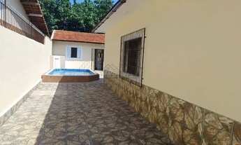 Imagem 4: Linda casa com piscina em Mongaguá
