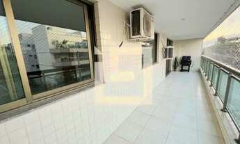 Imagem 4: FRENTE + 3 QUARTOS SENDO 1 SUÍTE - ARMÁRIOS PLANEJADOS NOS QUARTOS COZINHA E BANHEIRO - 2