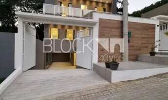 Imagem 2: Vargem Grande Casa em condomínio com 4 dormitórios