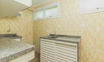 Imagem 7: PORTO ALEGRE - Apartamento Padrão - Partenon