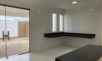 Imagem 4: Sobrado para venda possui 172 metros quadrados com 3 quartos em Centro - Governador Valada