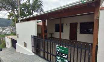 Imagem 2: Casa com 2 dormitórios para alugar, 100 m² por R$ 1.721,79/mês - Velha - Blumenau/SC