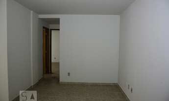 Imagem 4: Apartamento para Aluguel - Freguesia , 2 Quartos, 57 m2