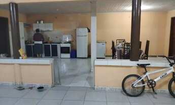 Imagem 4: Chácara para venda tem 650 metros quadrados com 3 quartos