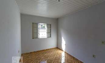 Imagem 6: Casa para Aluguel - Medianeira, 1 Quarto, 44 m2