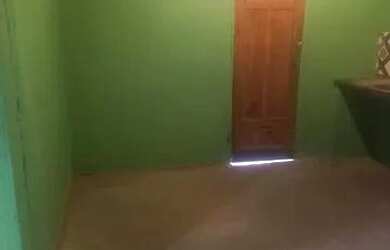 Imagem 5: Casa no bairro Novo Horizonte com amplo terreno