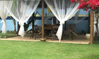 Imagem: Alugel de casa com grande área externa