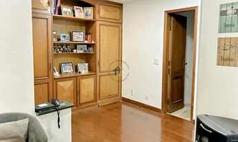 Imagem 4: Excelente apartamento 4 quartos em Icaraí na primeira quadra da praia com 183 m2