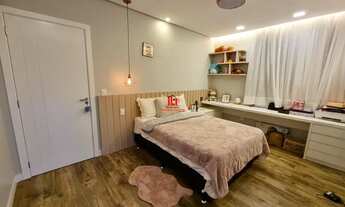 Imagem 7: Oportunidade!Casa duplex com 4 quartos, 9 vagas de garagem!Agende sua visita!