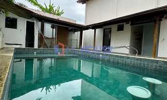 Imagem: Casa com 4 quartos, piscina e sauna em excelente