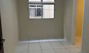 Imagem 5: Apto 2 dormitórios, 1 bwc com box, sala, todo em piso, cozinha e área de serviço conjugada