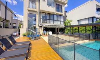 Imagem 4: Sobrado para aluguel e venda possui 600 metros quadrados com 5 quartos