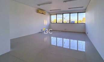 Imagem 3: Sala comercial pronta à venda para profissionais da saúde, a poucos metros do Hospital Mãe