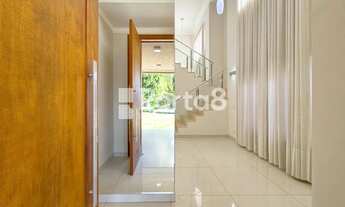 Imagem 3: Sobrado Recanto do Lago com Piscina Aquecida e Duas Suítes Terreas - Conforto e Sofisticaç