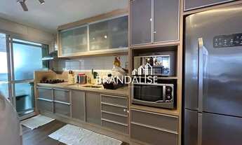 Imagem 7: Apartamento com móveis planejados e ótima iluminação