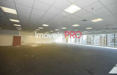 Imagem 2: Laje corporativa com 820m² de área útil amplo e sofisticado com vista para a JK