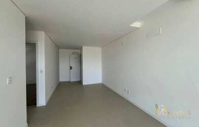 Imagem 2: Apartamento com 2 dormitórios à venda, 65 m² por R$ 780.000 - Ingleses - Florianópolis/SC