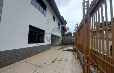 Imagem 2: RV-MAR5492 EXLENTE CASA COM AMPLO ESPAÇO E COM PLANEJADOS MADEIRA MACIÇA,OTIMA OPORTUNIDAD