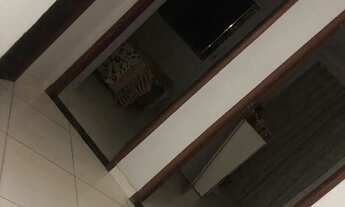 Imagem 5: Procuro meninas para dividir