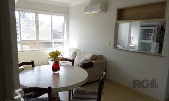 Imagem 2: Apartamento no Menino Deus de 2 dormitórios e vaga