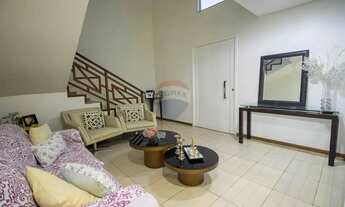 Imagem 2: Casa Semi Mobiliada com Edícula no Residencial Tarumã-Cetur , com 3 Quartos, 2 Suítes e 29